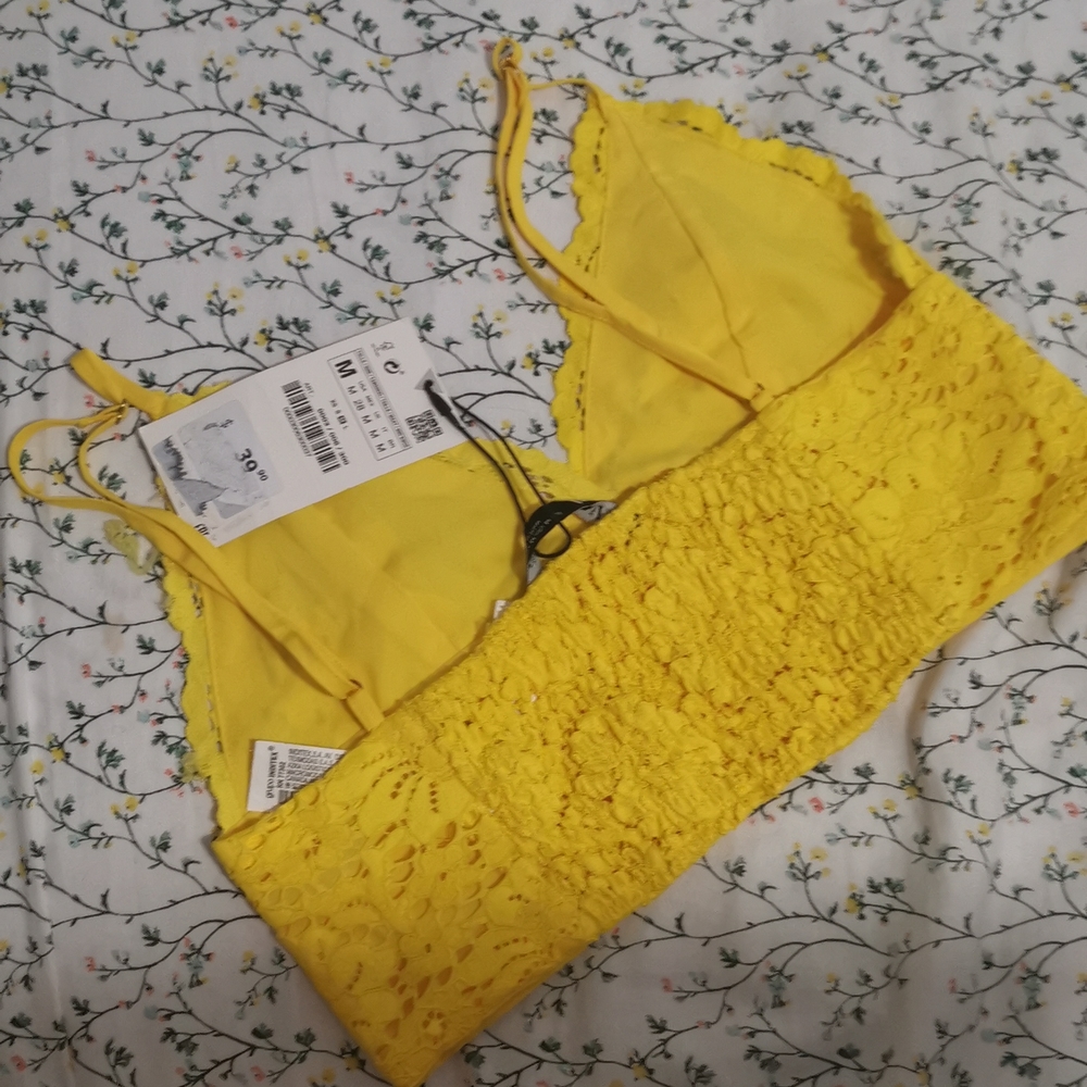 Lace Bralette - Picture 2 of 2
